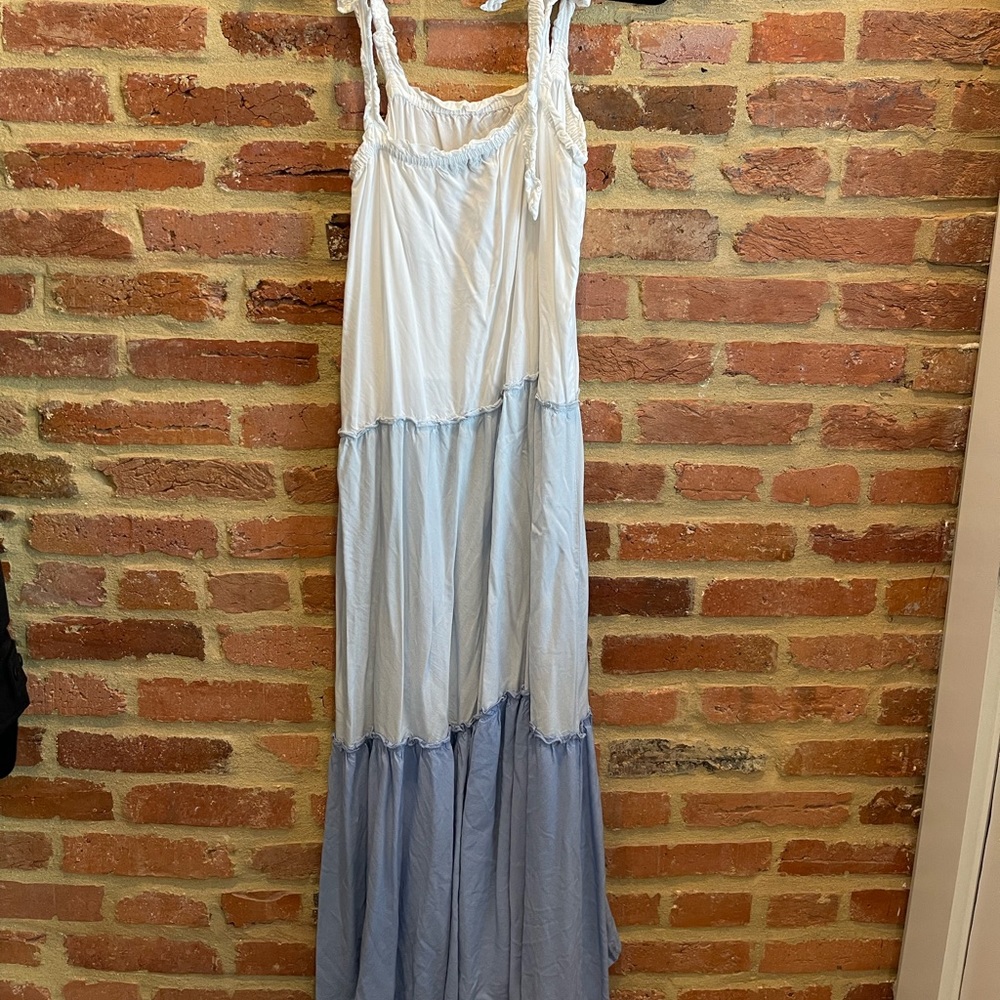 Maxi dress never worn
